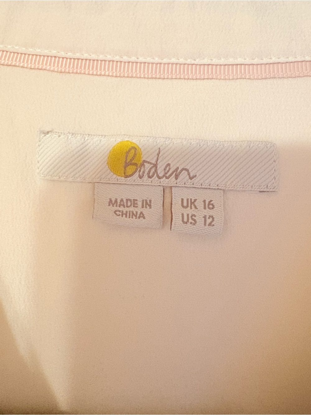 Boden Silk Button Front Blouse Ivory Cream Long Sleeve US 12 - Picture 3 of 7